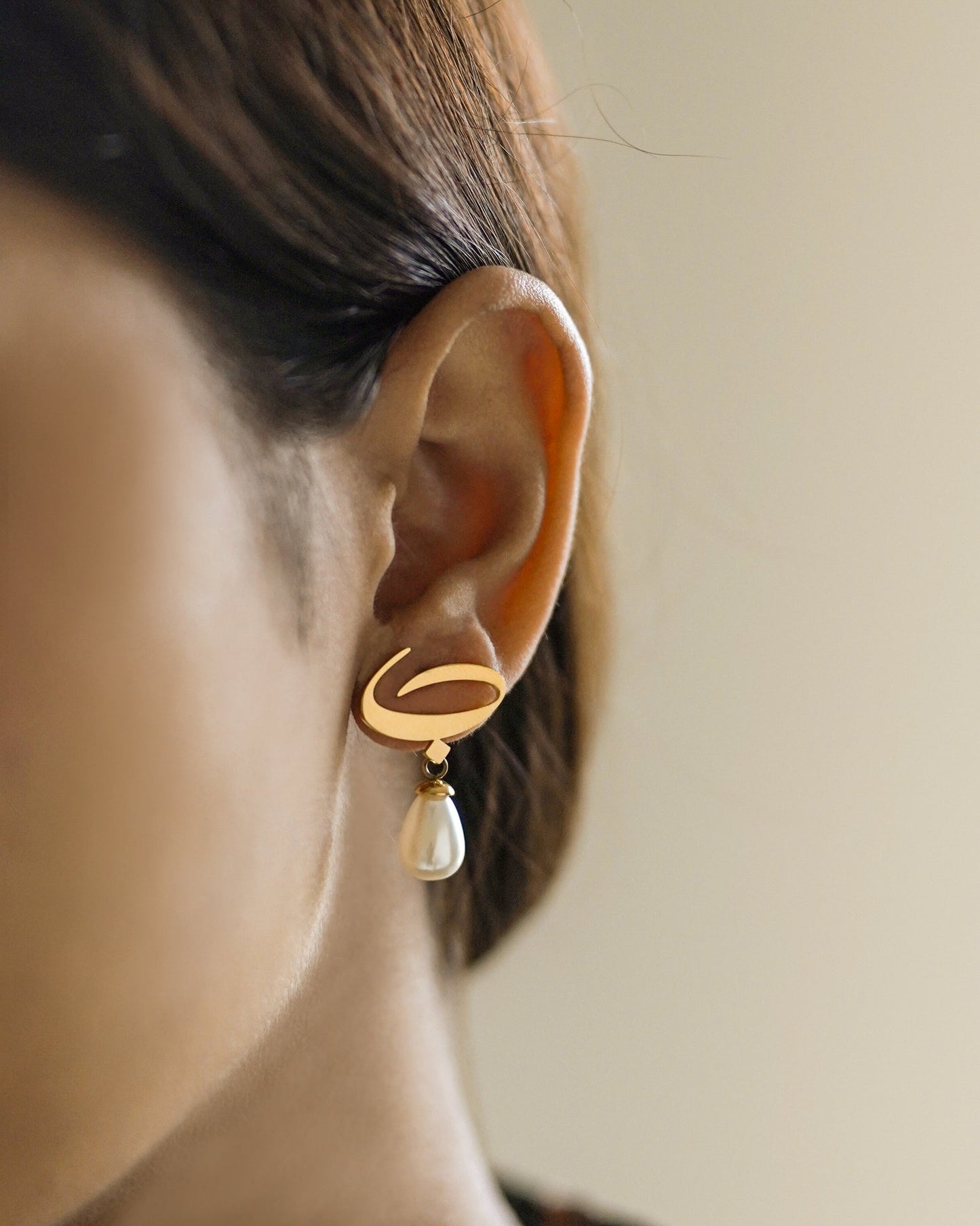 Calligraphed Initial Earring ب