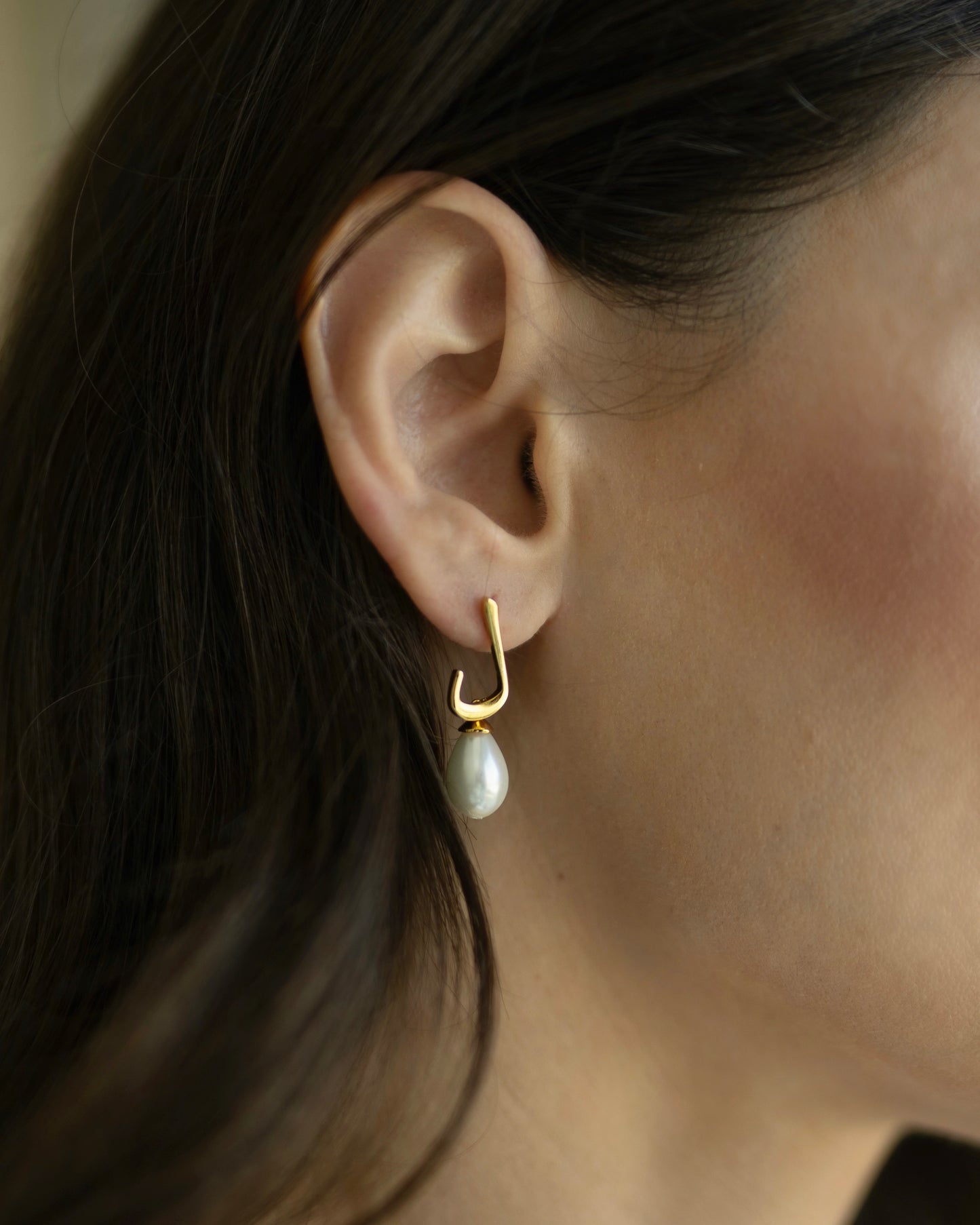 Calligraphed Initial Earring ل