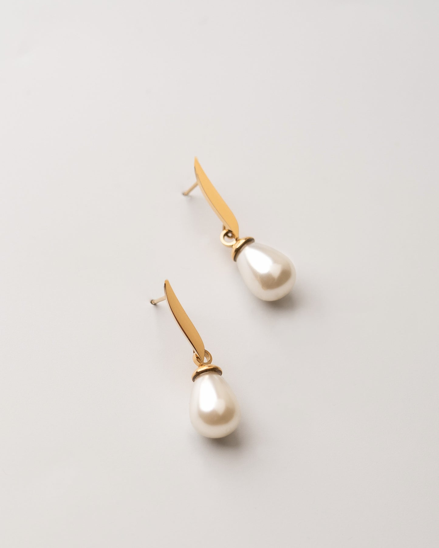 Calligraphed Initial Earring ا