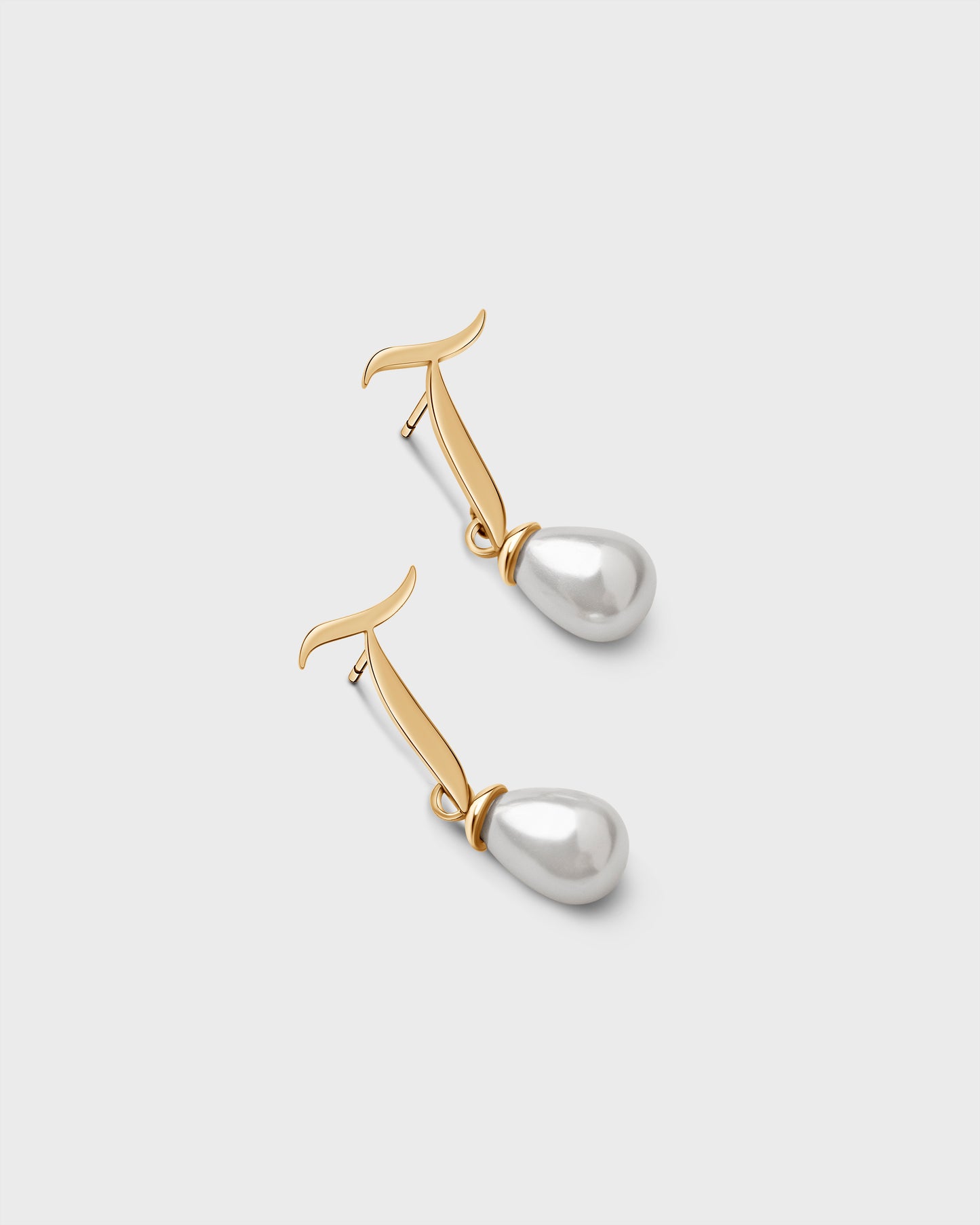 Calligraphed Initial Earring آ