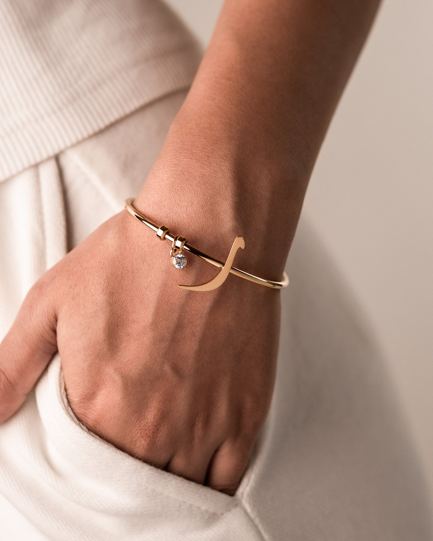 Initial Cuff ر