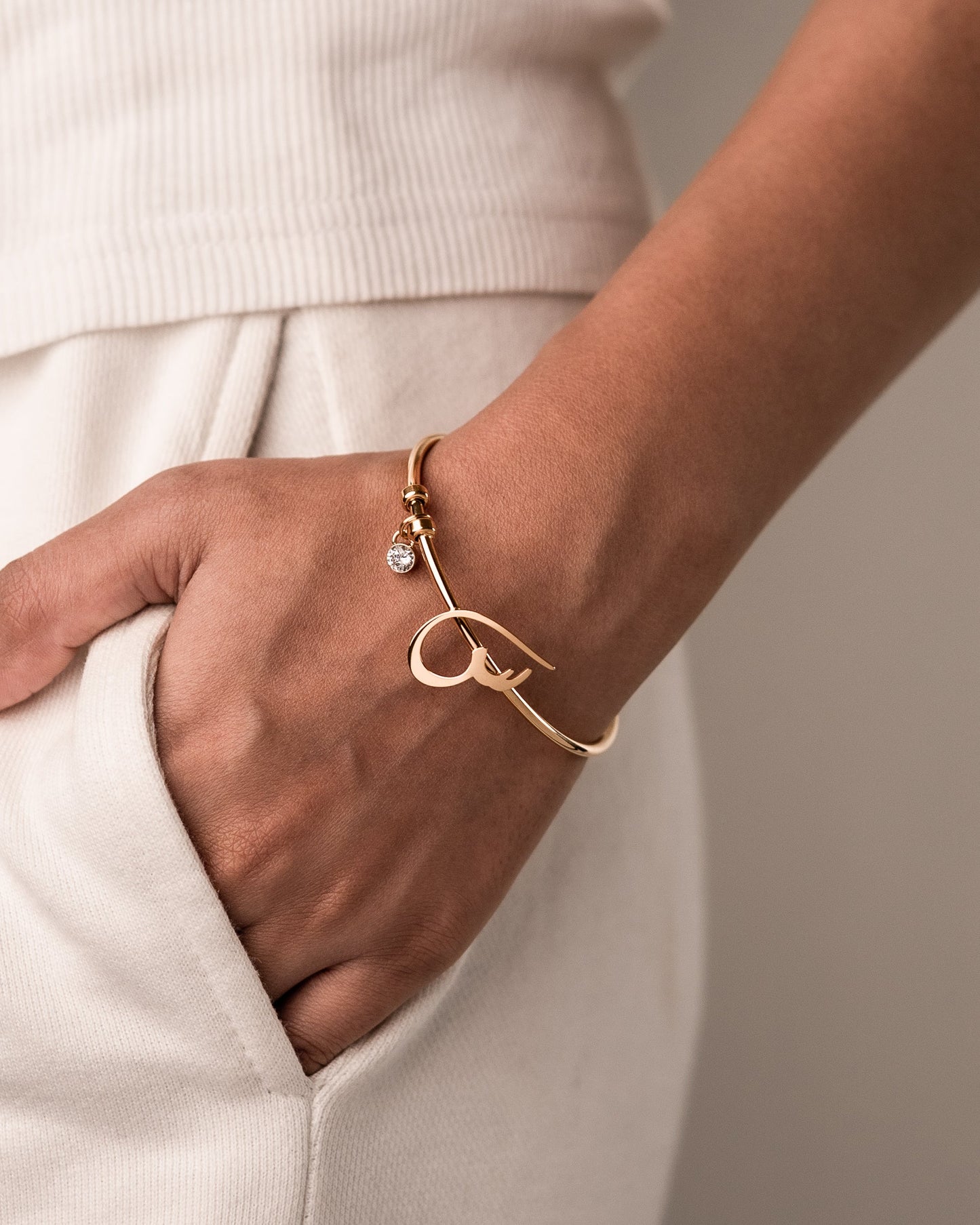 Initial Cuff س